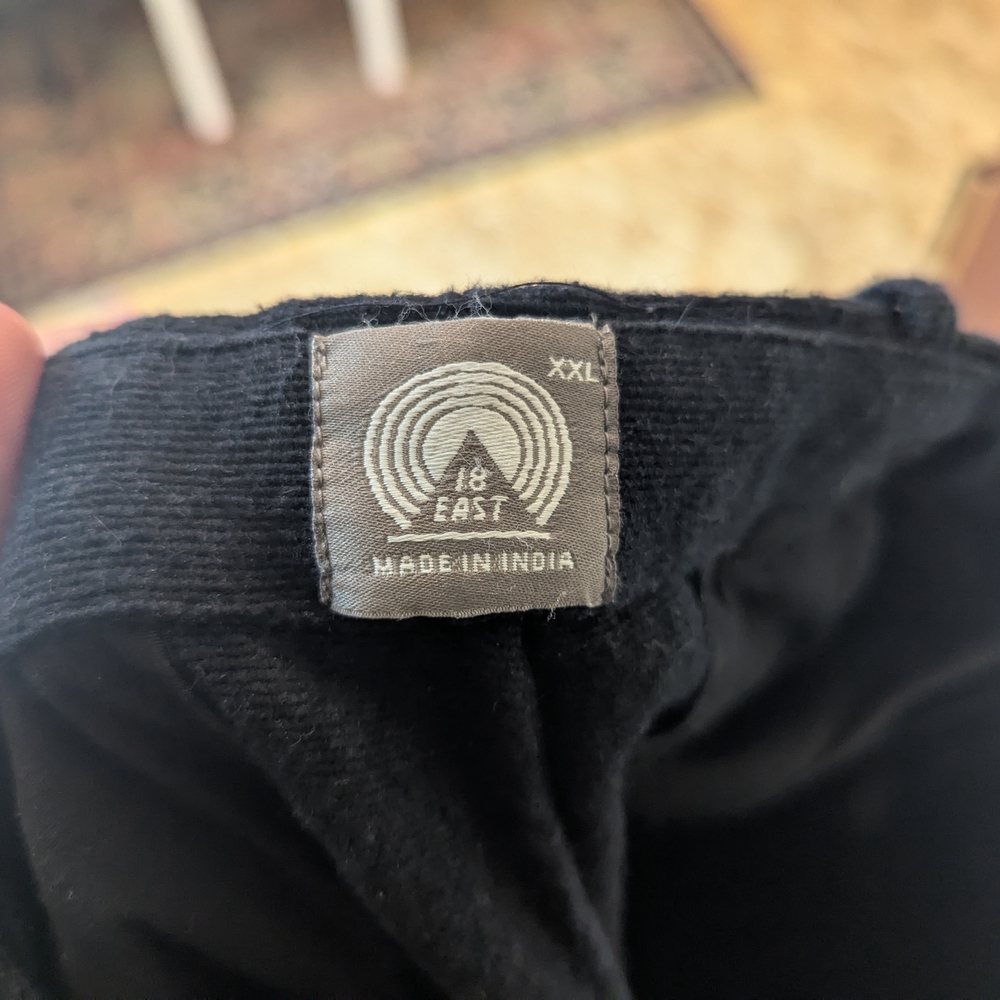 18 East Jian Pants Black - Picture 4 of 6